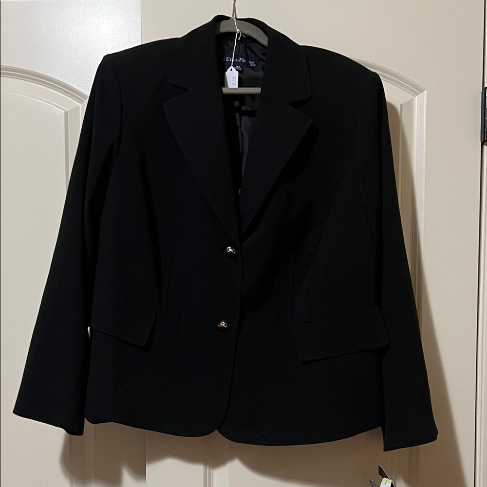 Evan Picone Elegant Black Blazer